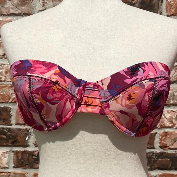 Nanette Lepore Other - Nanette Lepore pink floral print strapless bikini top / L / Excellent condition